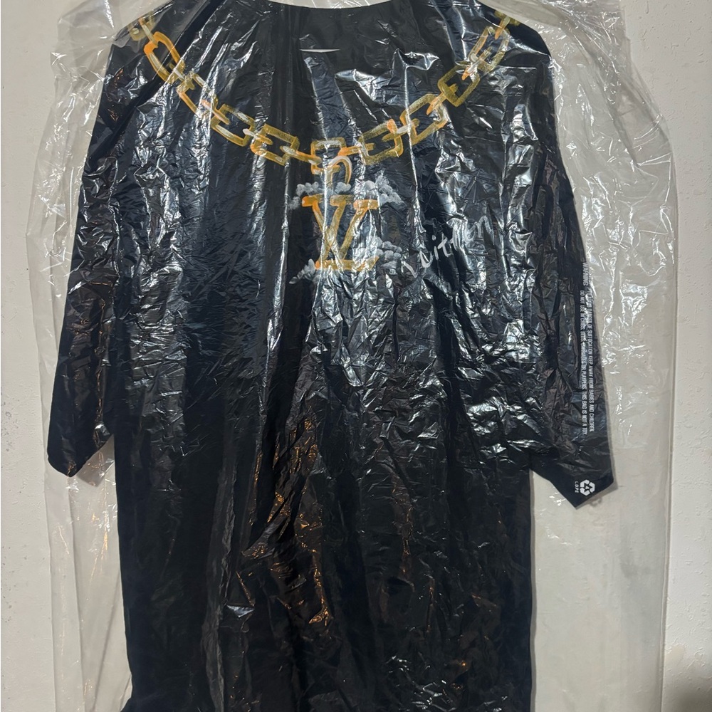 Louis Vuitton Elegant Black Fabric